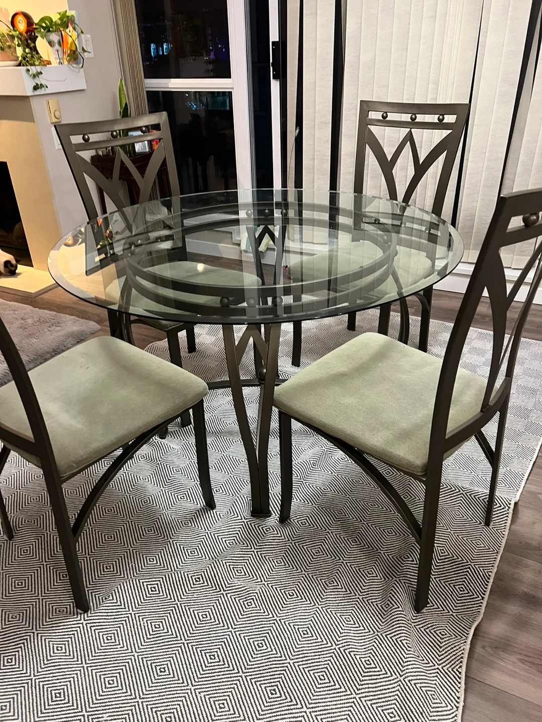 Glass dining table and four chairs image indicator(4)