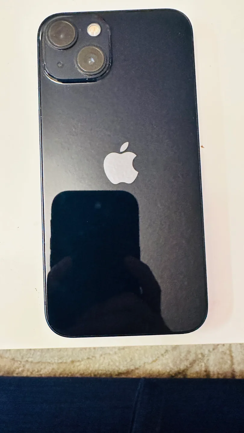 Iphone 13 Midnight Color-128 GB -90% battery health thumbnail