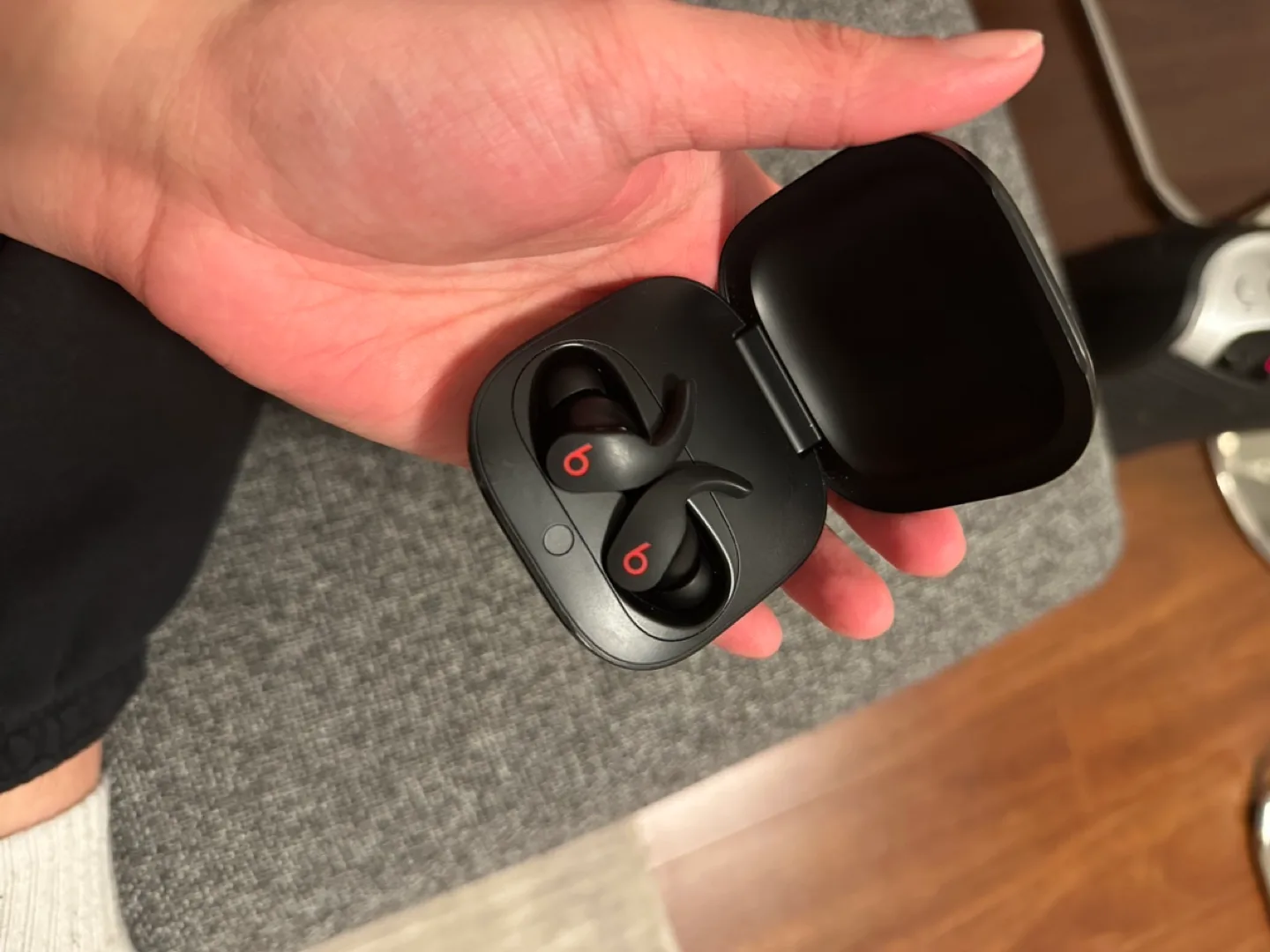 Beats Fit Pro Wireless Earbuds image indicator(2)