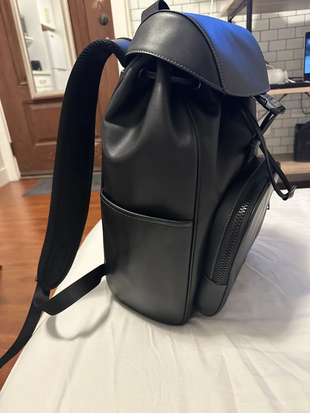 Coach Leather Backpack image indicator(3)