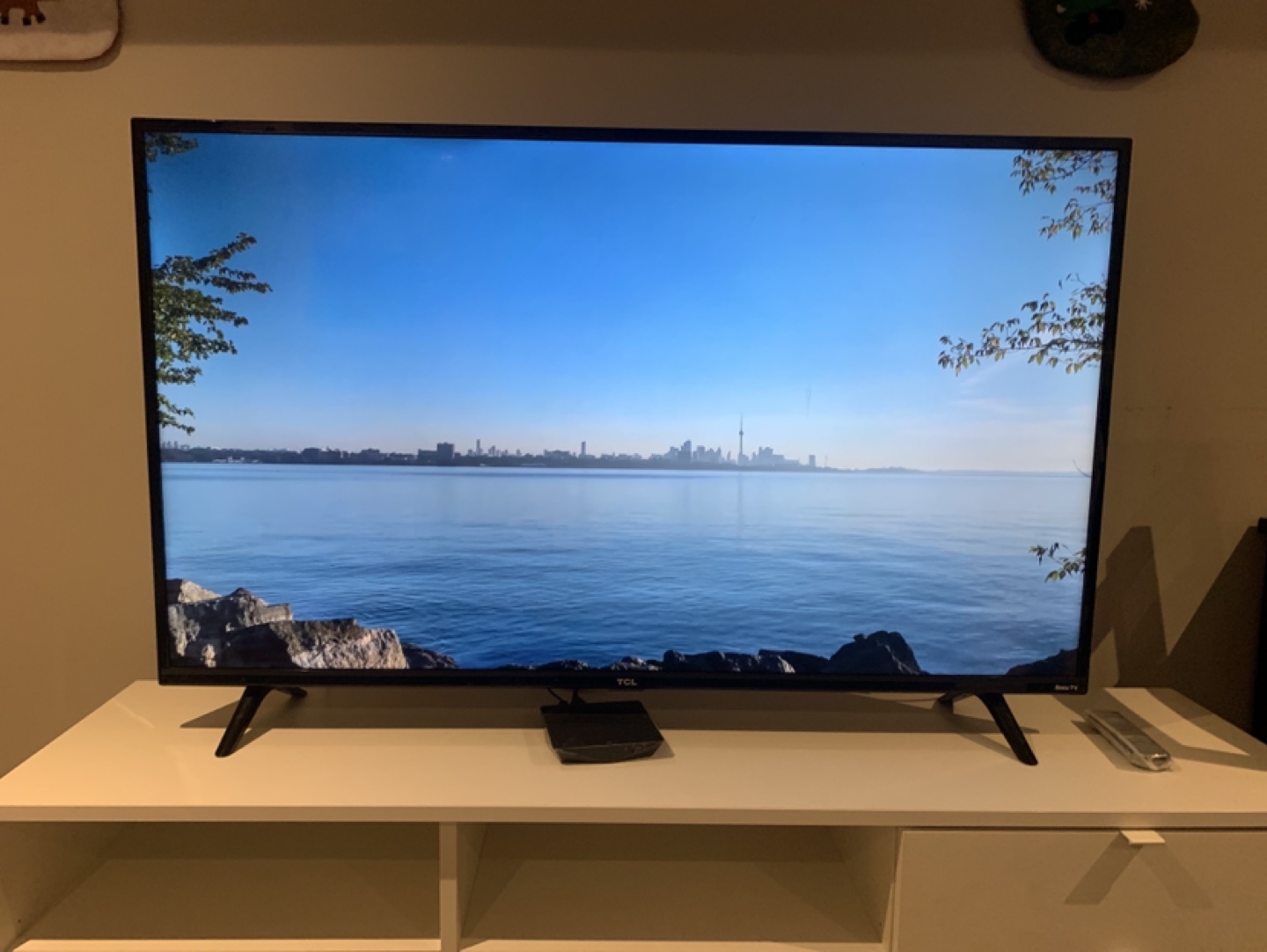 TCL 44 - inch Smart Roku TV - photo 4