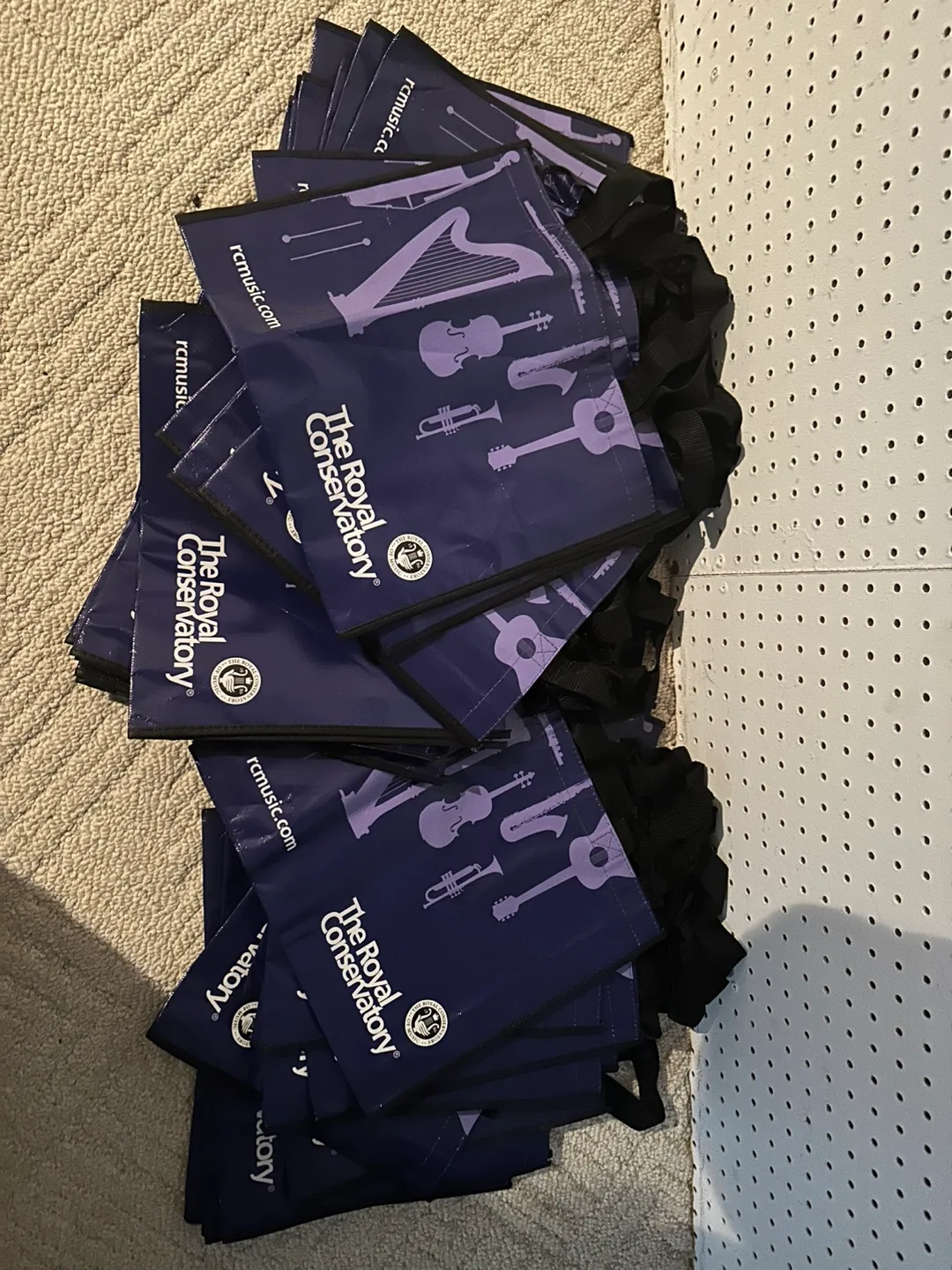 30 The Royal Conservatory Reusable Shopping Bags image indicator(2)