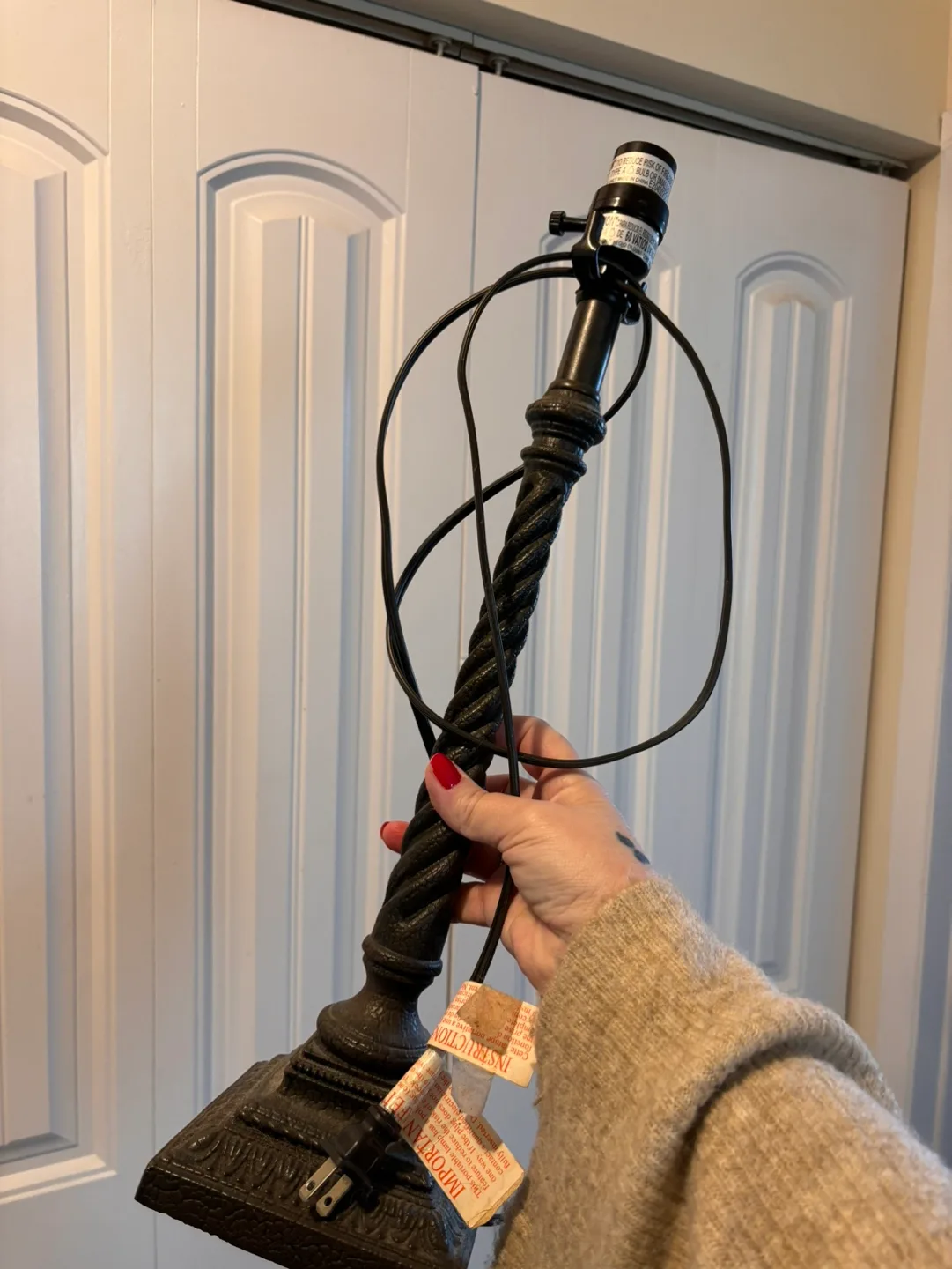 Black Table Lamp #freecyle image indicator(2)