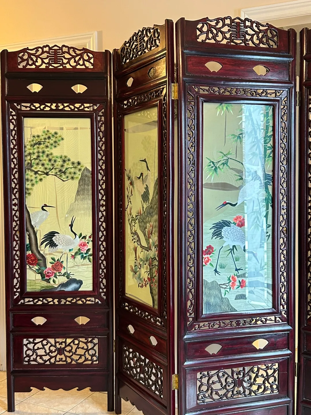 Four-Panel Chinese Rosewood Screen image indicator(3)