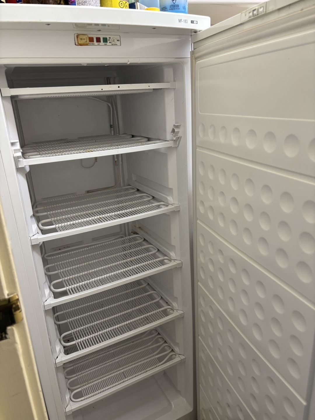 Brada MF-183 stand-up 5 shelf Freezer | Karrot