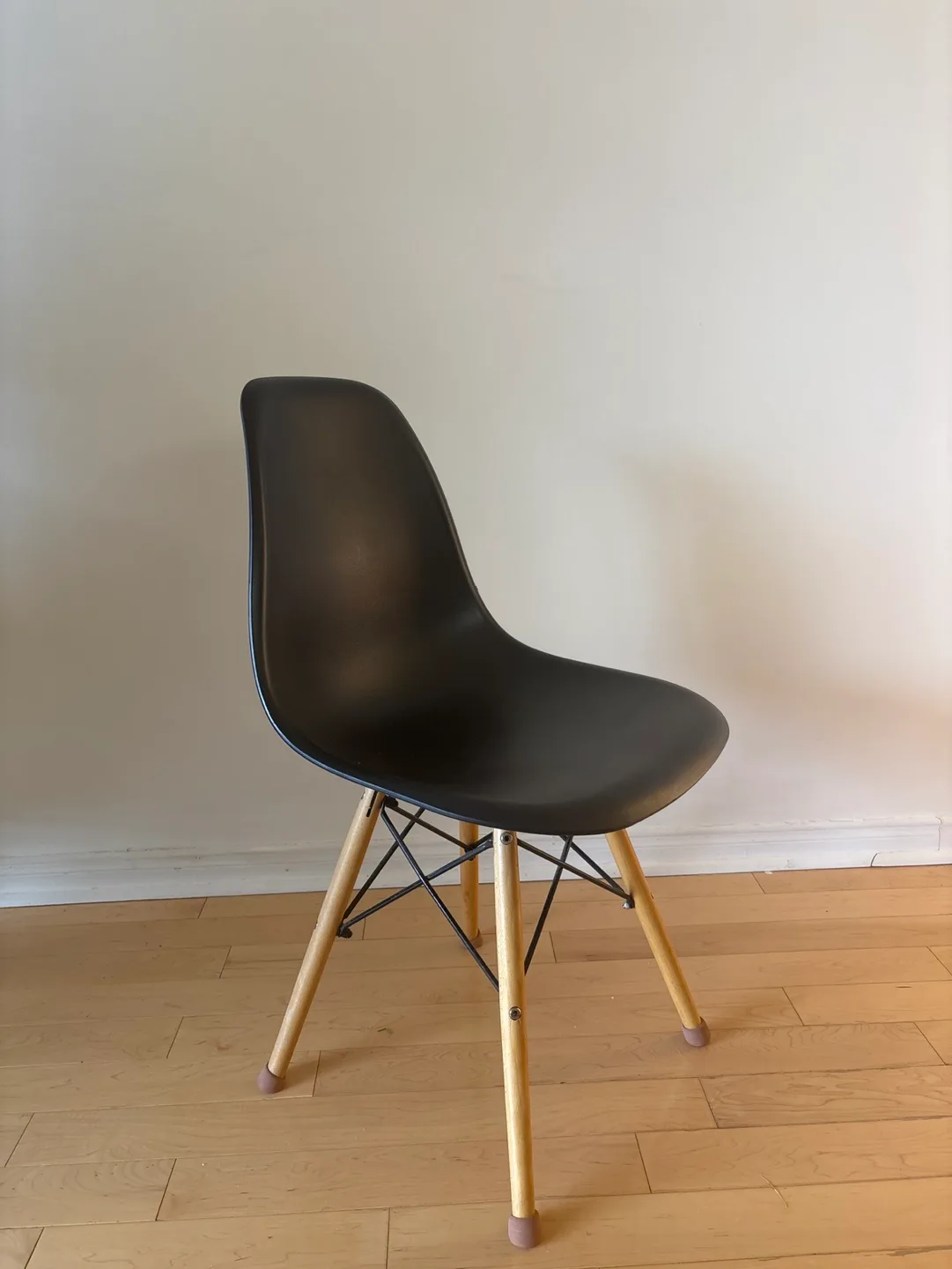 4 x Black and Wood Dining Chair image indicator(3)