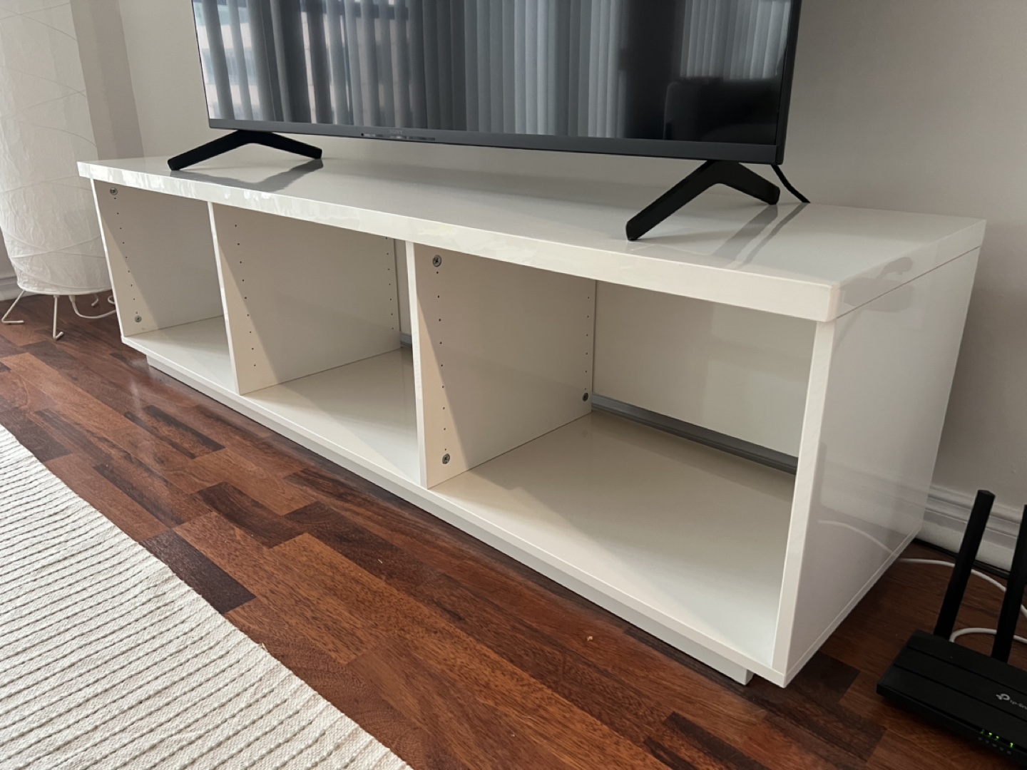 IKEA TV Stand - photo 4
