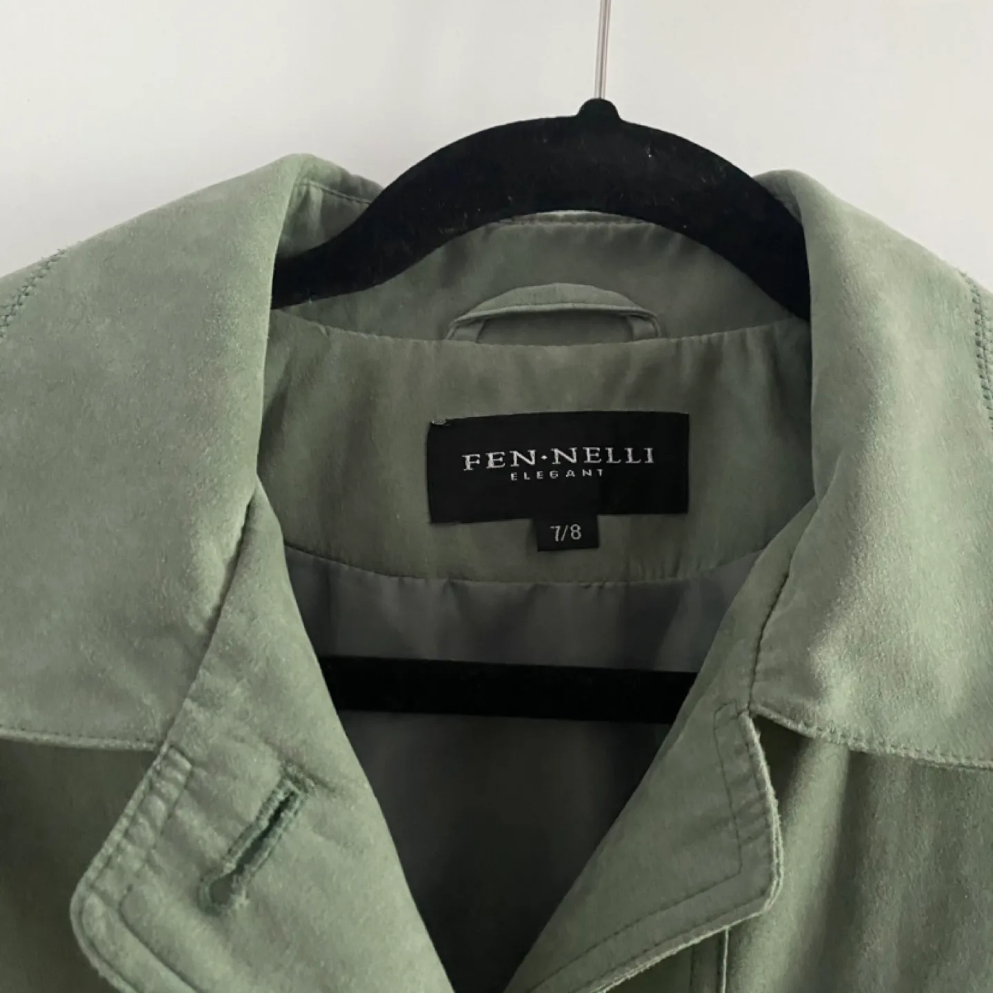 Vintage Fennelli Elegant Green Trench Coat image indicator(2)