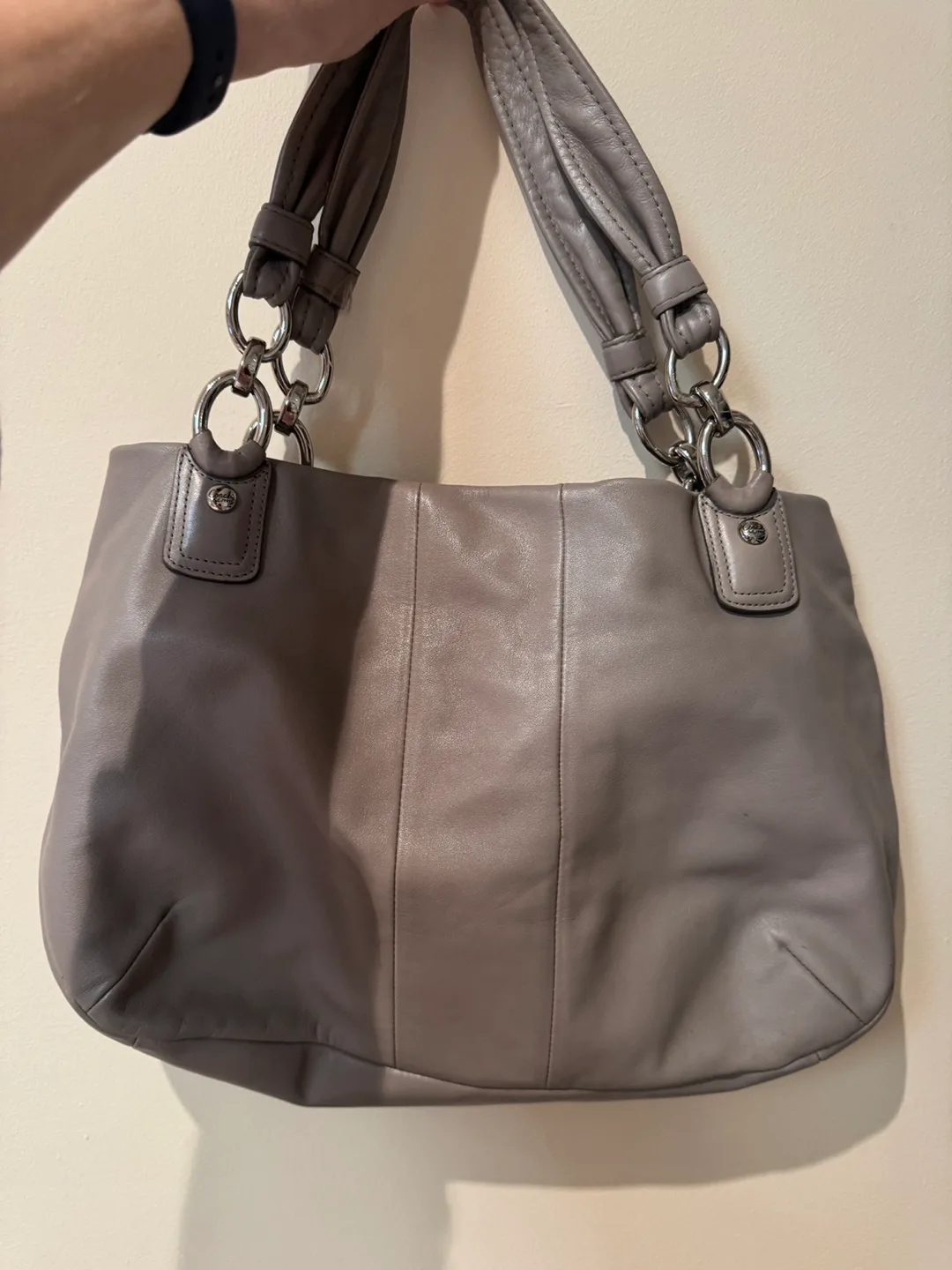 COACH hobo gray leather shoulder bag image indicator(2)