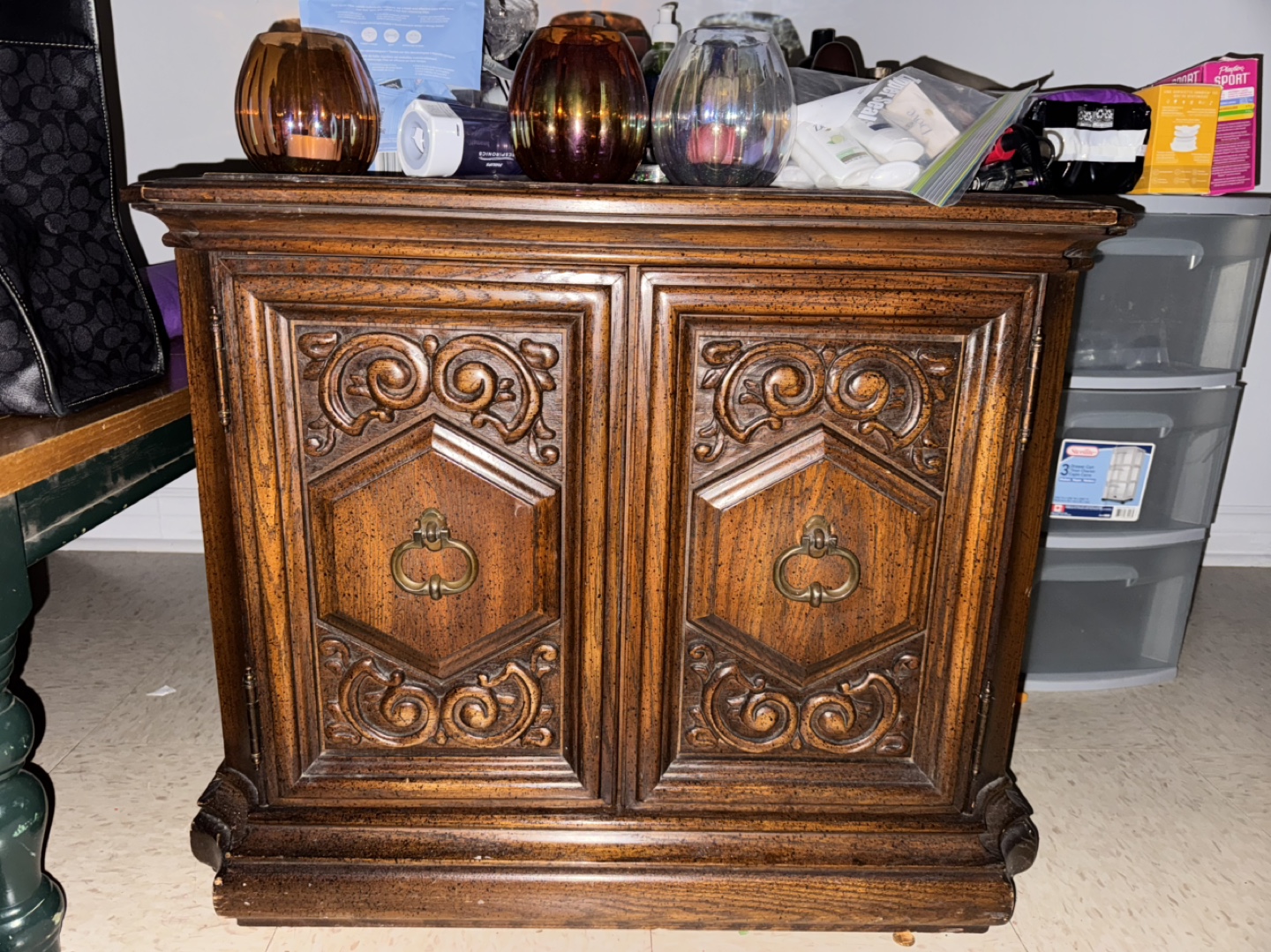 2 Vintage nightstands
