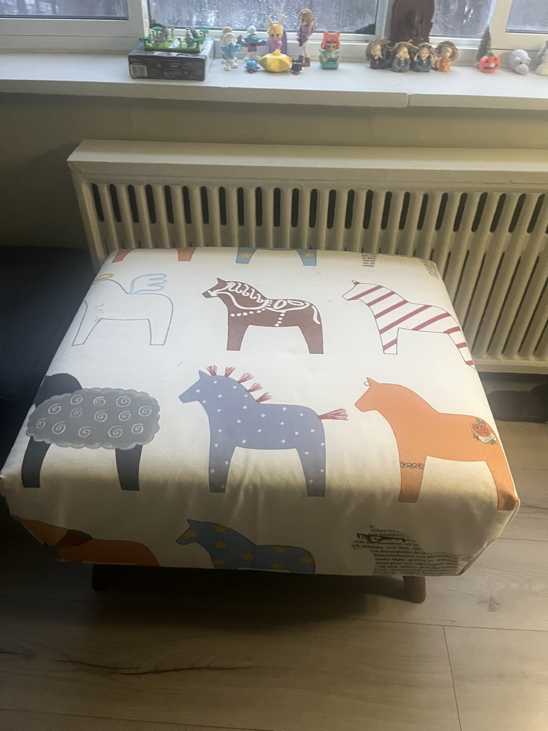 Dala Horse Ottoman - photo 2