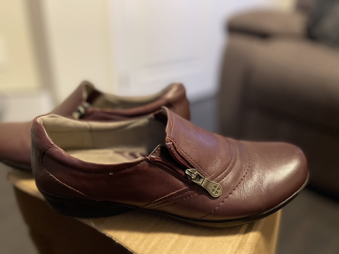 Naturalizer Women's Burgundy Leather Slip-on Shoes - photo 2