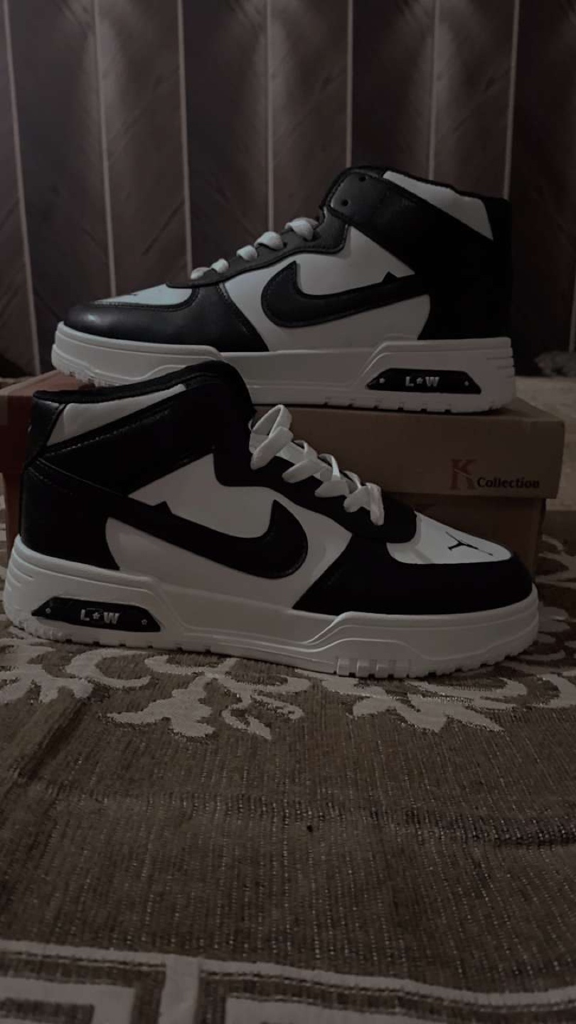 Black and White High Top Sneakers #freecycle