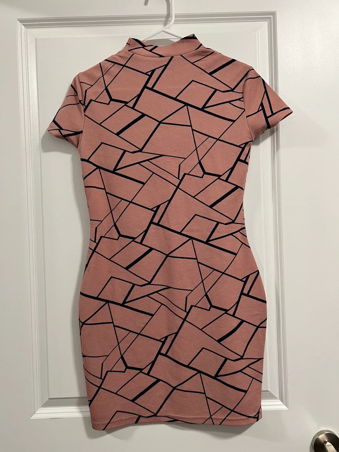 Geometric Print Dress SHEIN- S/M image indicator(2)