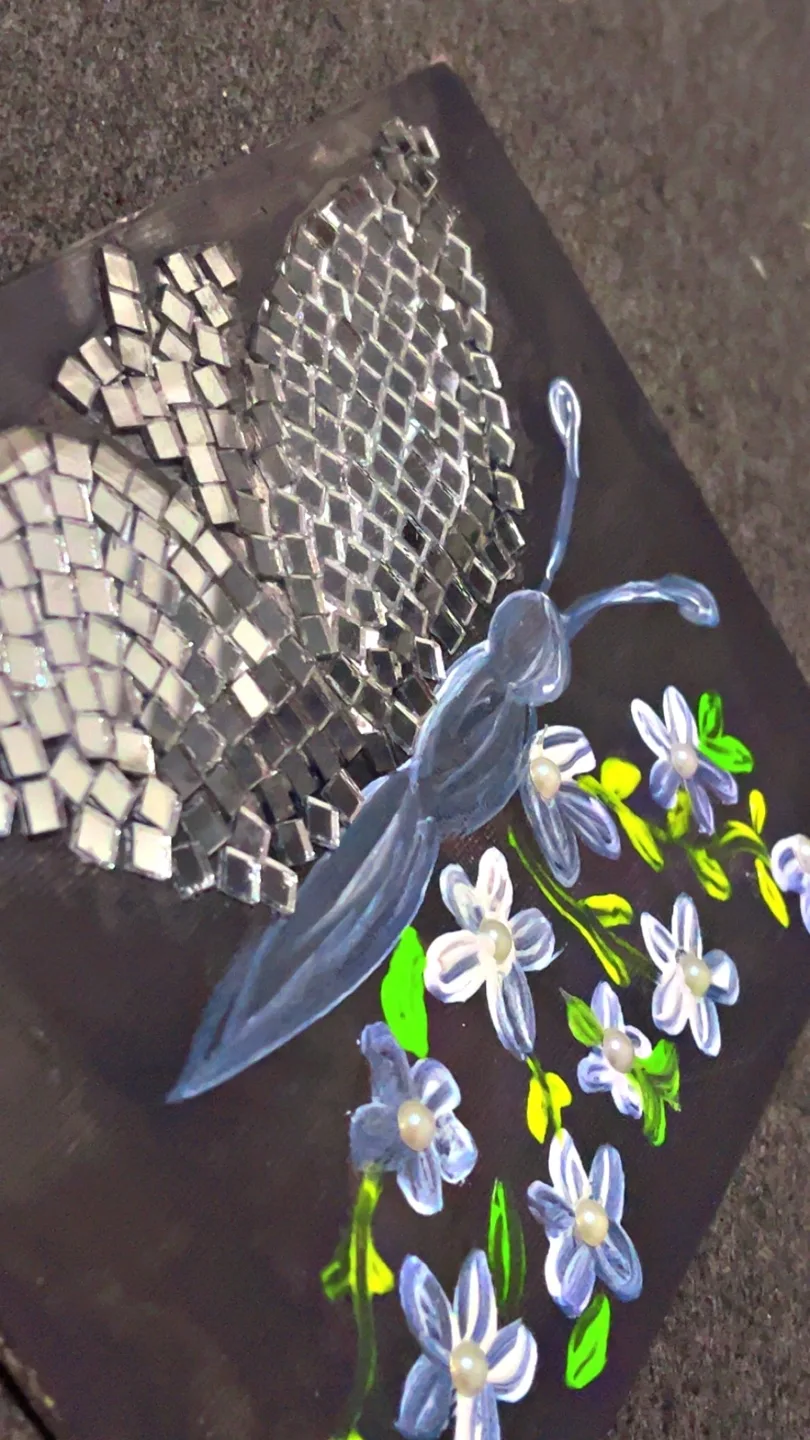 Mirror Mosaic Butterfly Painting image indicator(3)