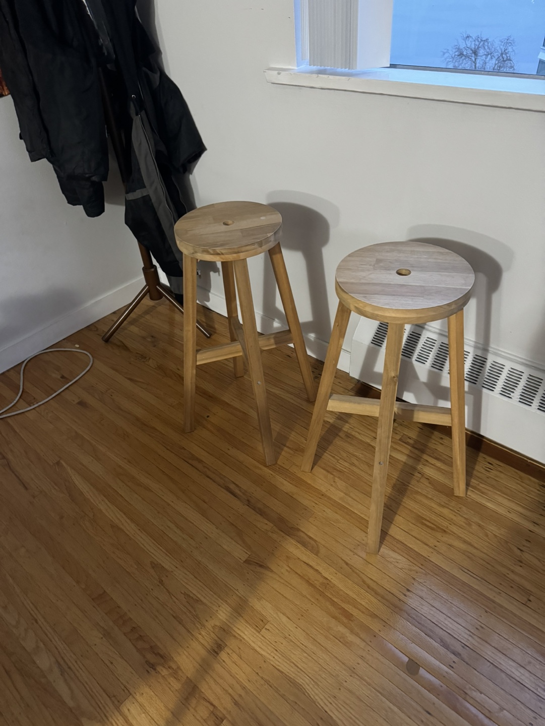 2 wooden bar stools