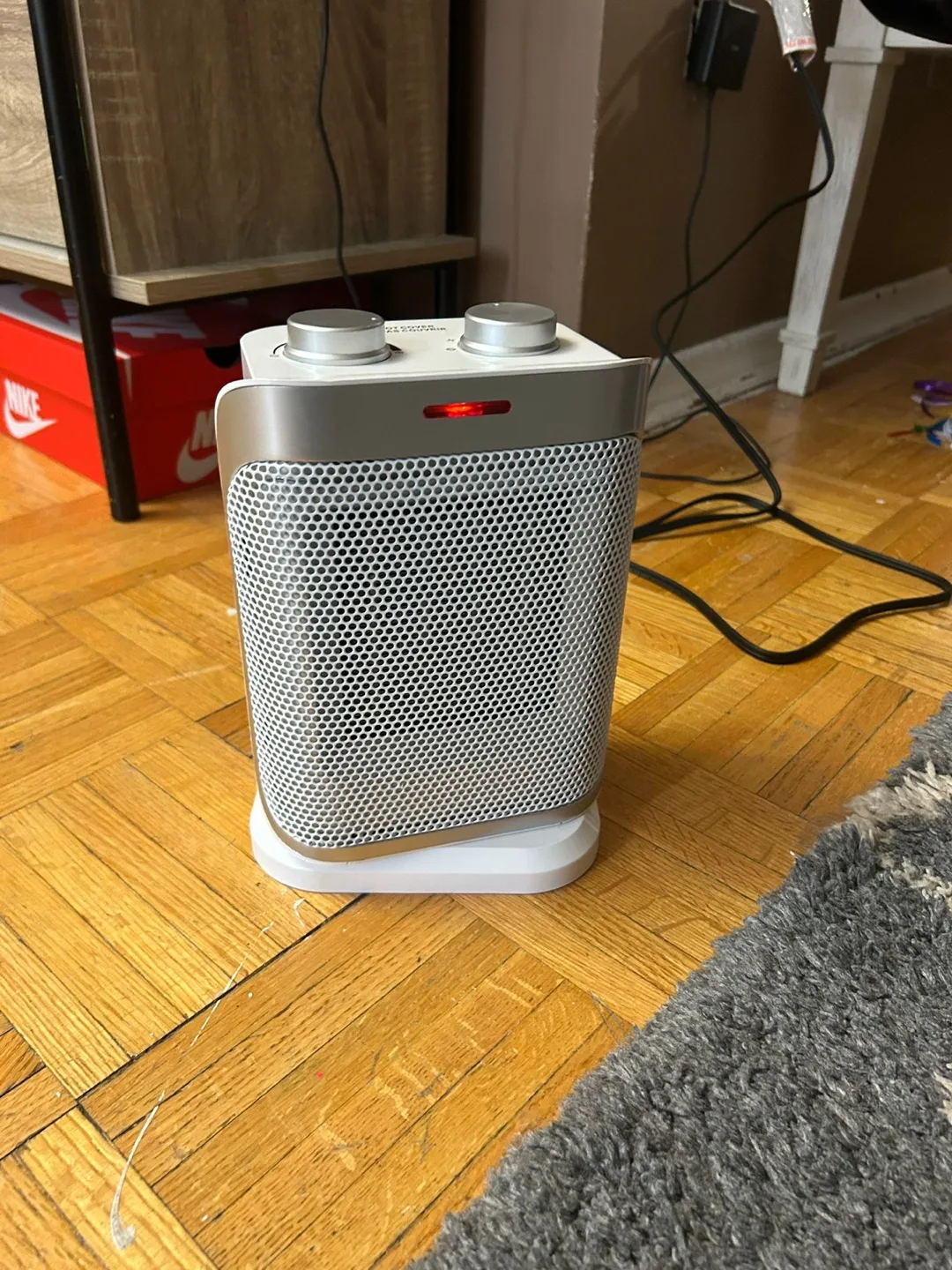 Small Electric Heater thumbnail