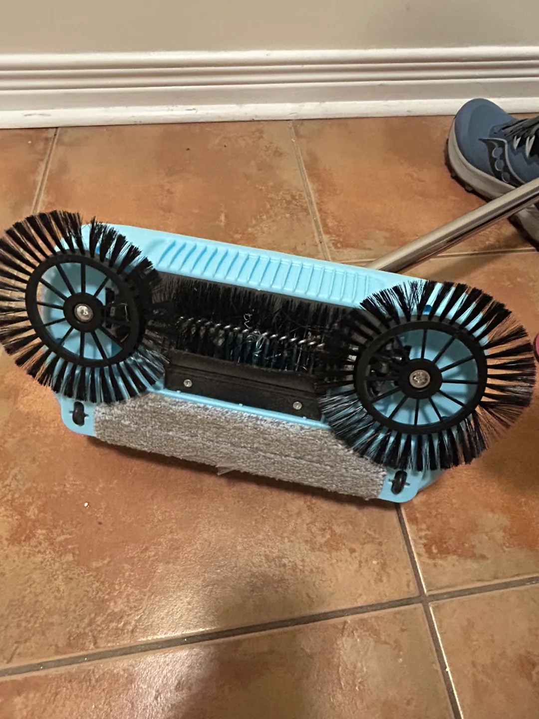 Free Rotating Sweeper #freecycle thumbnail