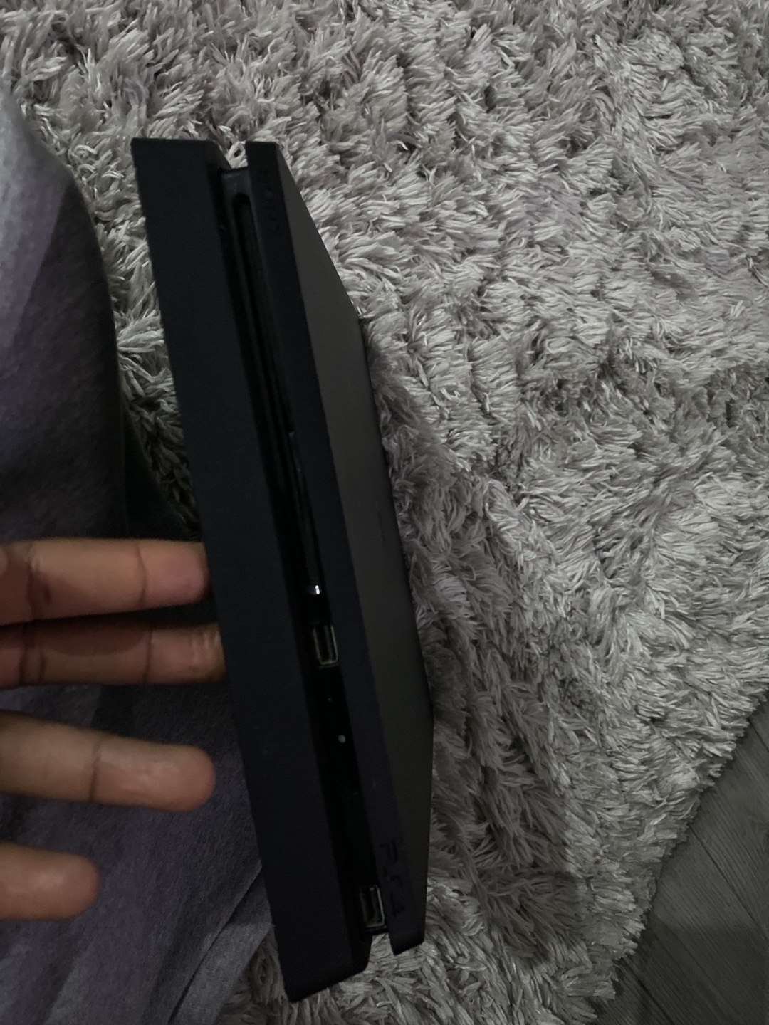 PS4 Slim Console