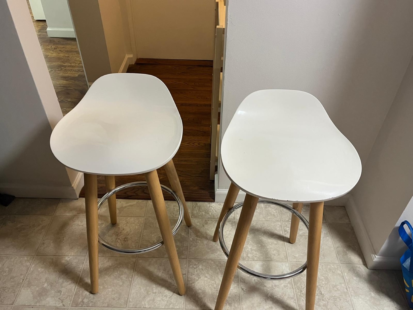 Set of 2 White Stools