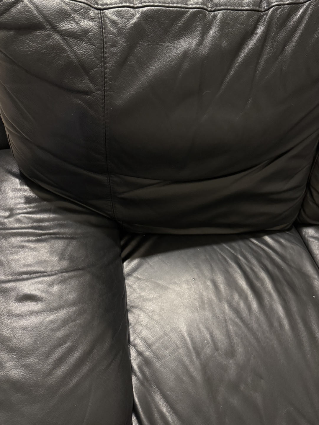 Black Leather love seat couch - photo 3