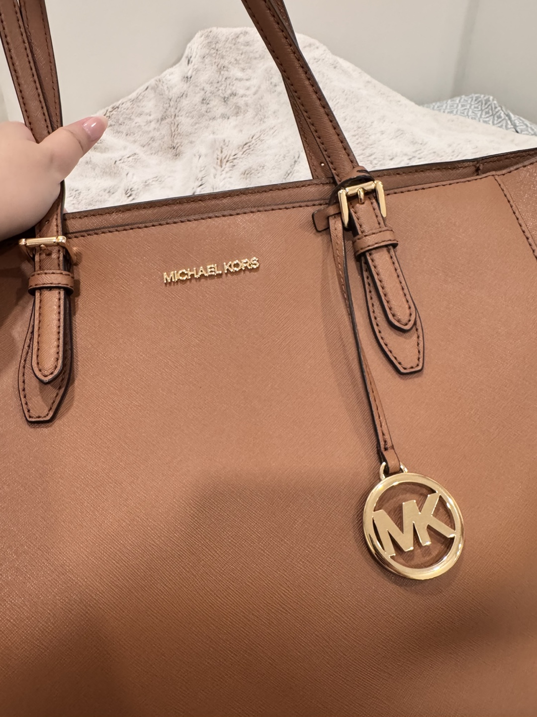 Michael Kors Large Saffiano Leather Tote Bag - photo 5
