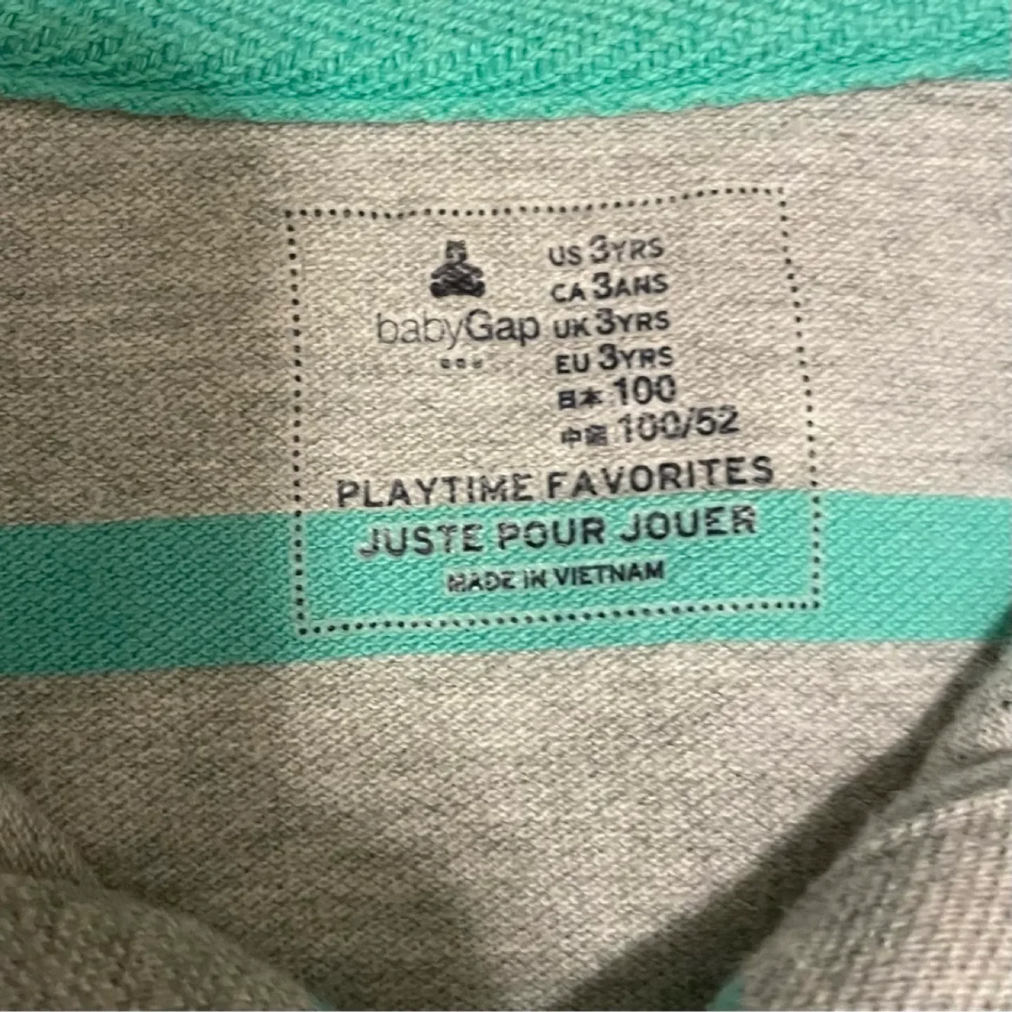 GAP T-shirt and Children's Place Pants image indicator(4)