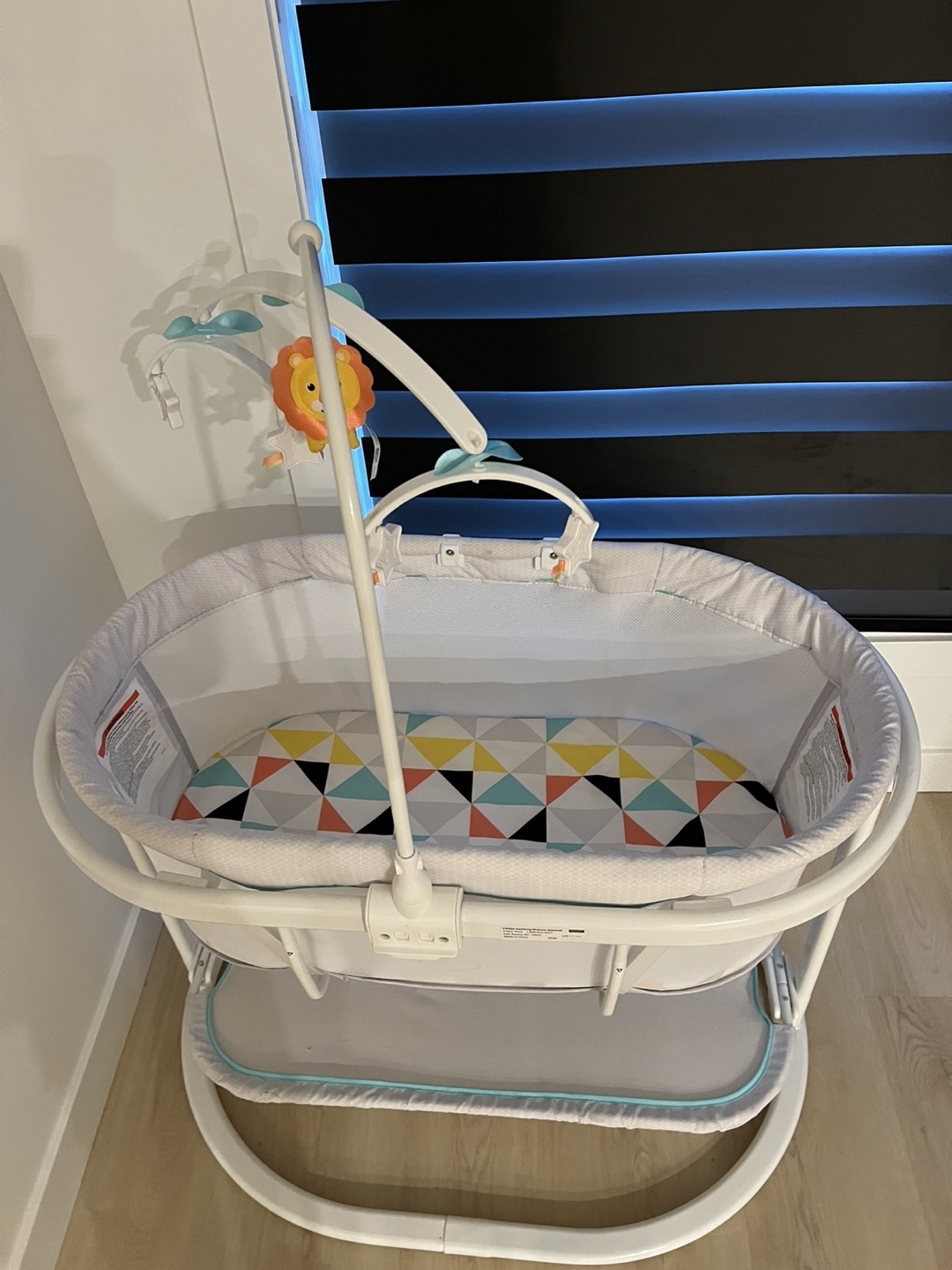 Baby Bassinet with Stand - photo 2
