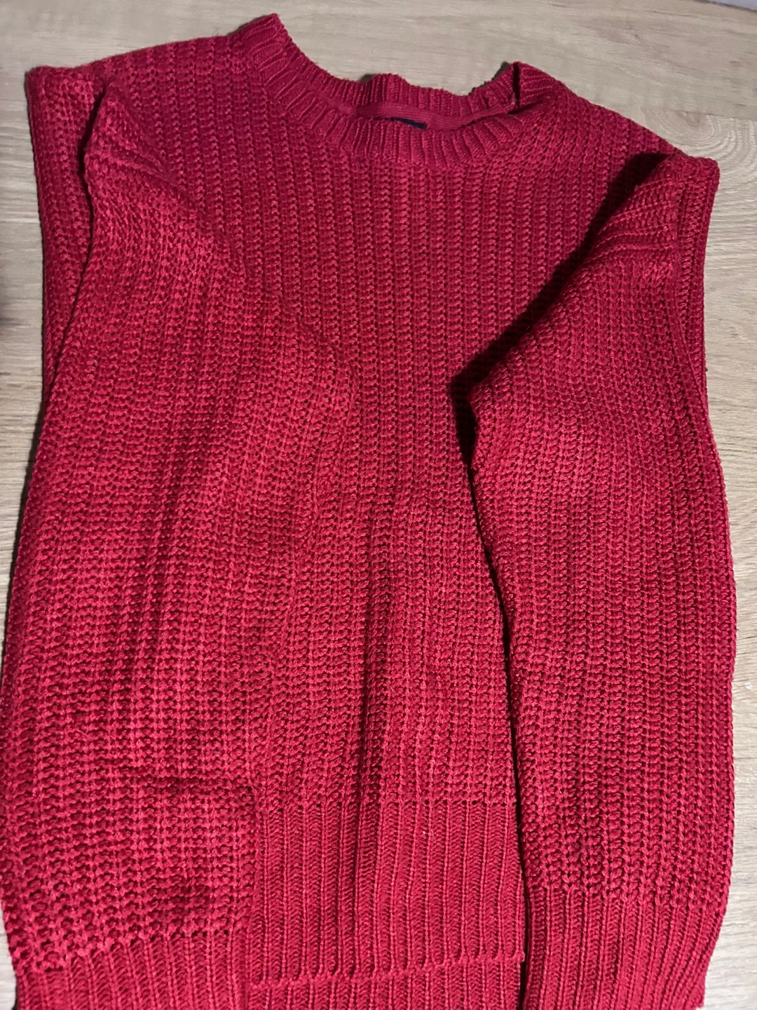 Red Knit Sweater image indicator(3)