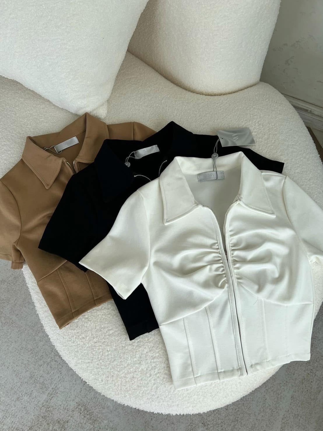 Zip Up Collared Crop Top