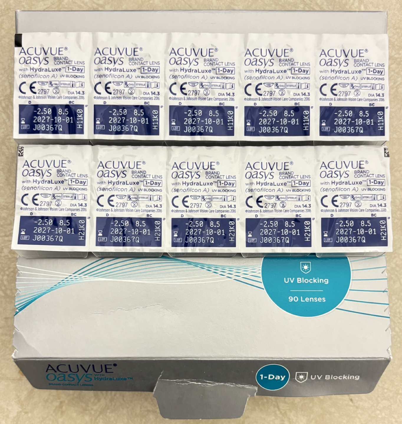 ACUVUE OASYS with HydraLuxe 1-Day Contact Lenses - photo 2