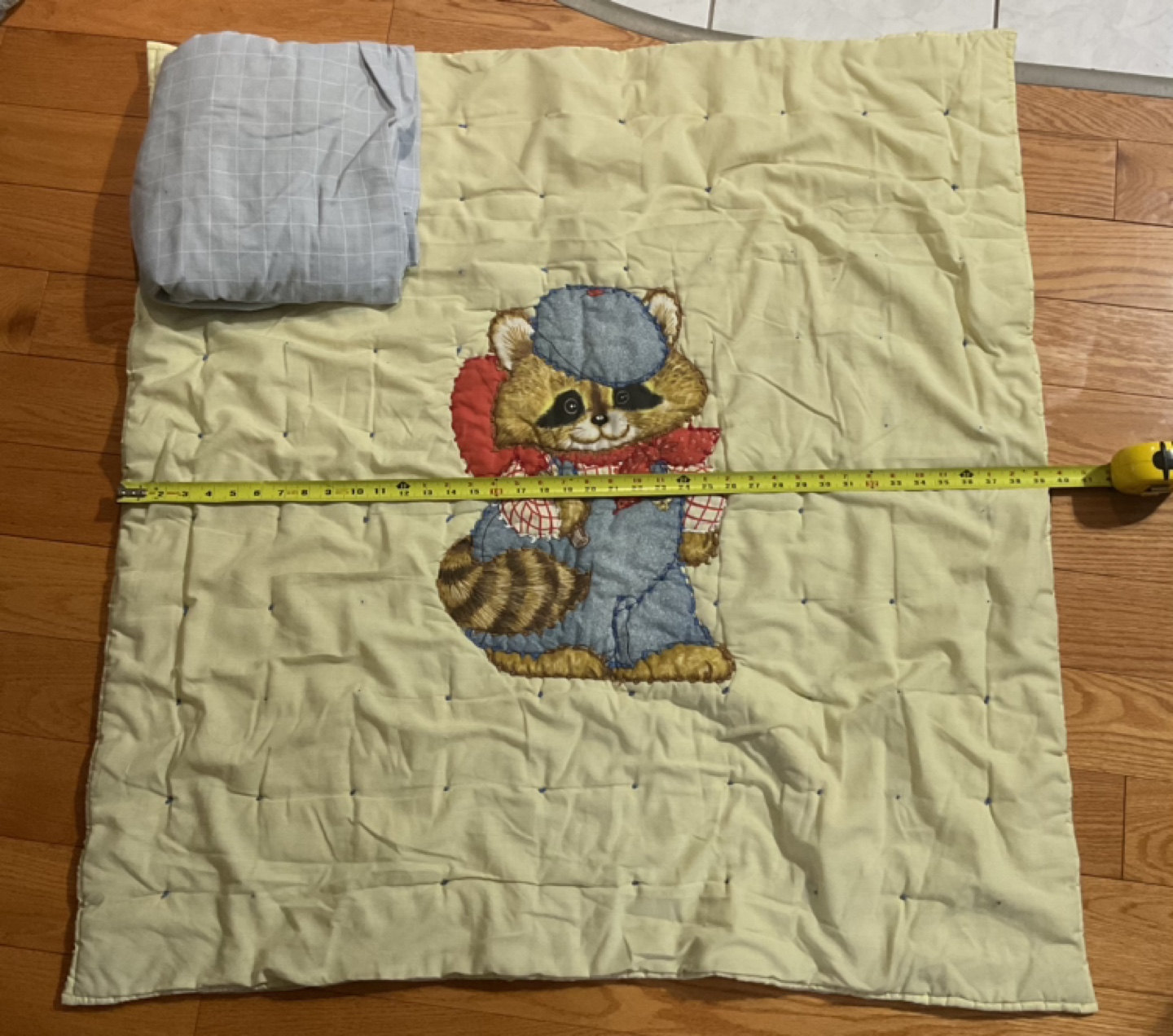Vintage Raccoon Quilted Blanket #freecycle