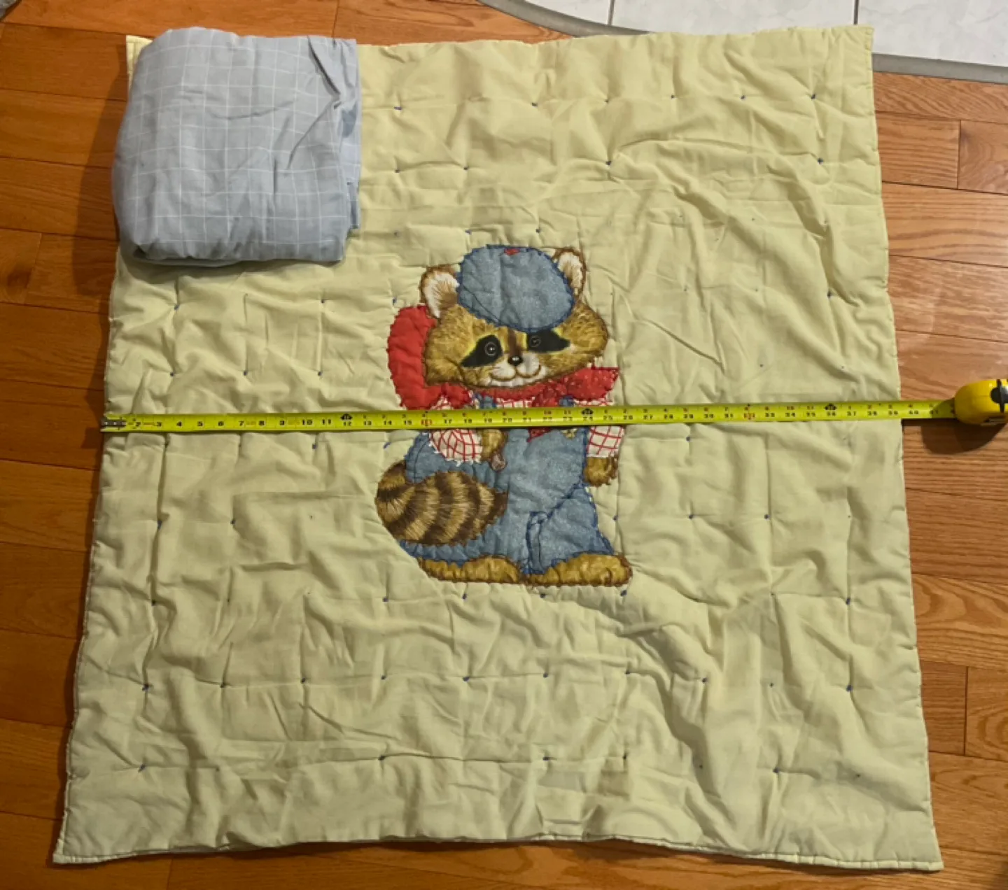 Vintage Raccoon Quilted Blanket #freecycle