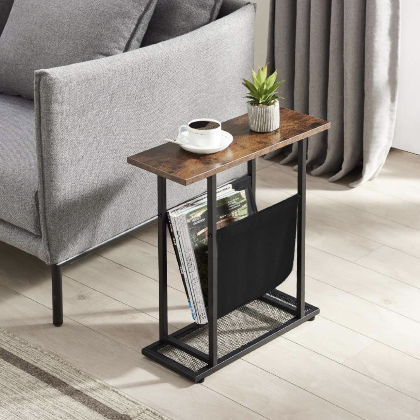 Side Table with Magazine Rack - photo 2