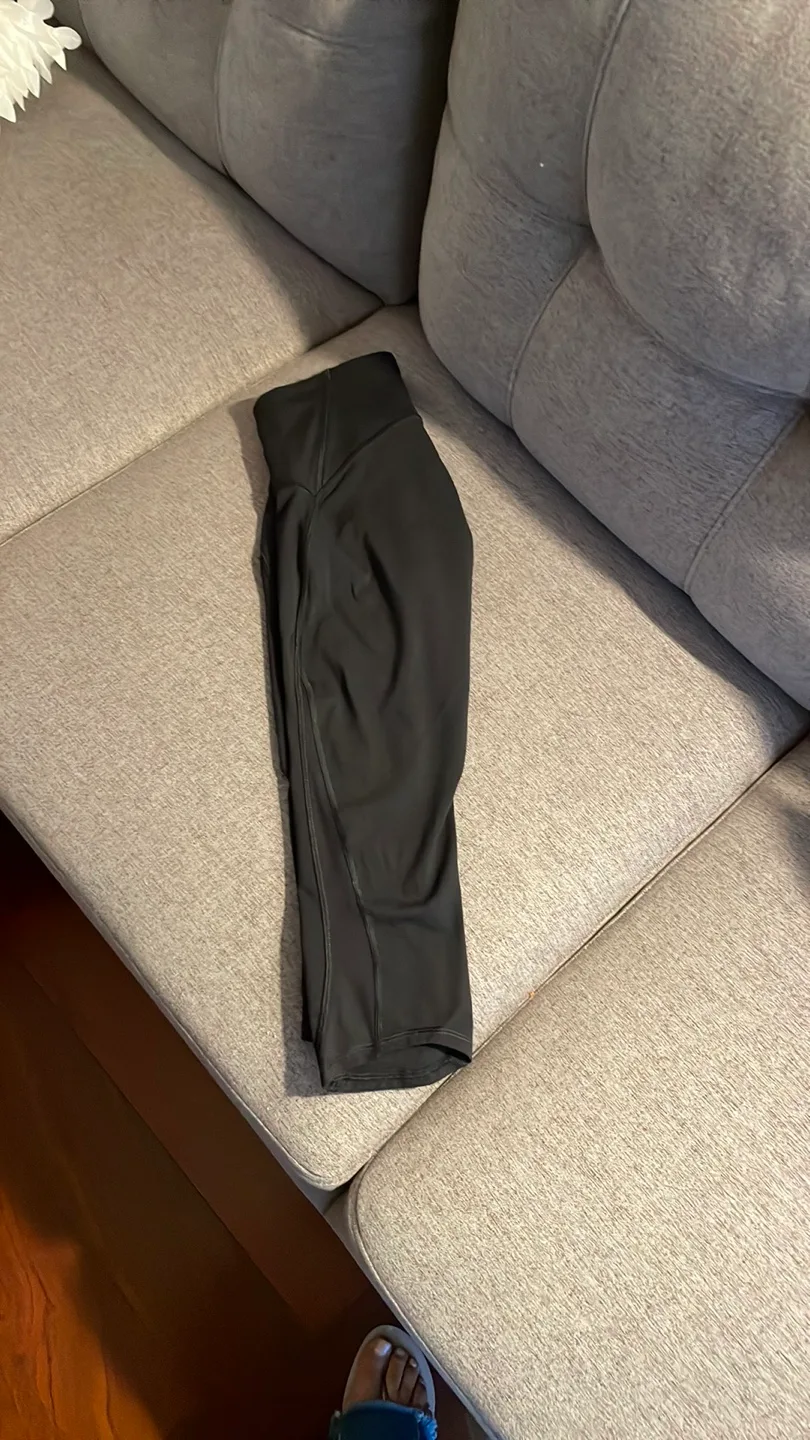 Lululemon Align Crop Black Size 6 image indicator(6)