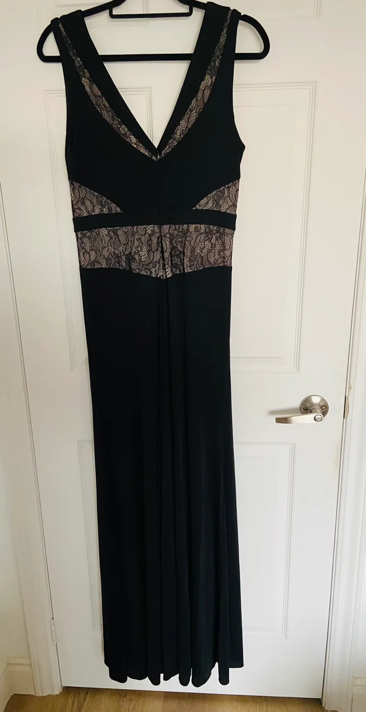 BCBG Black Lace Maxi Ball Gown image indicator(5)