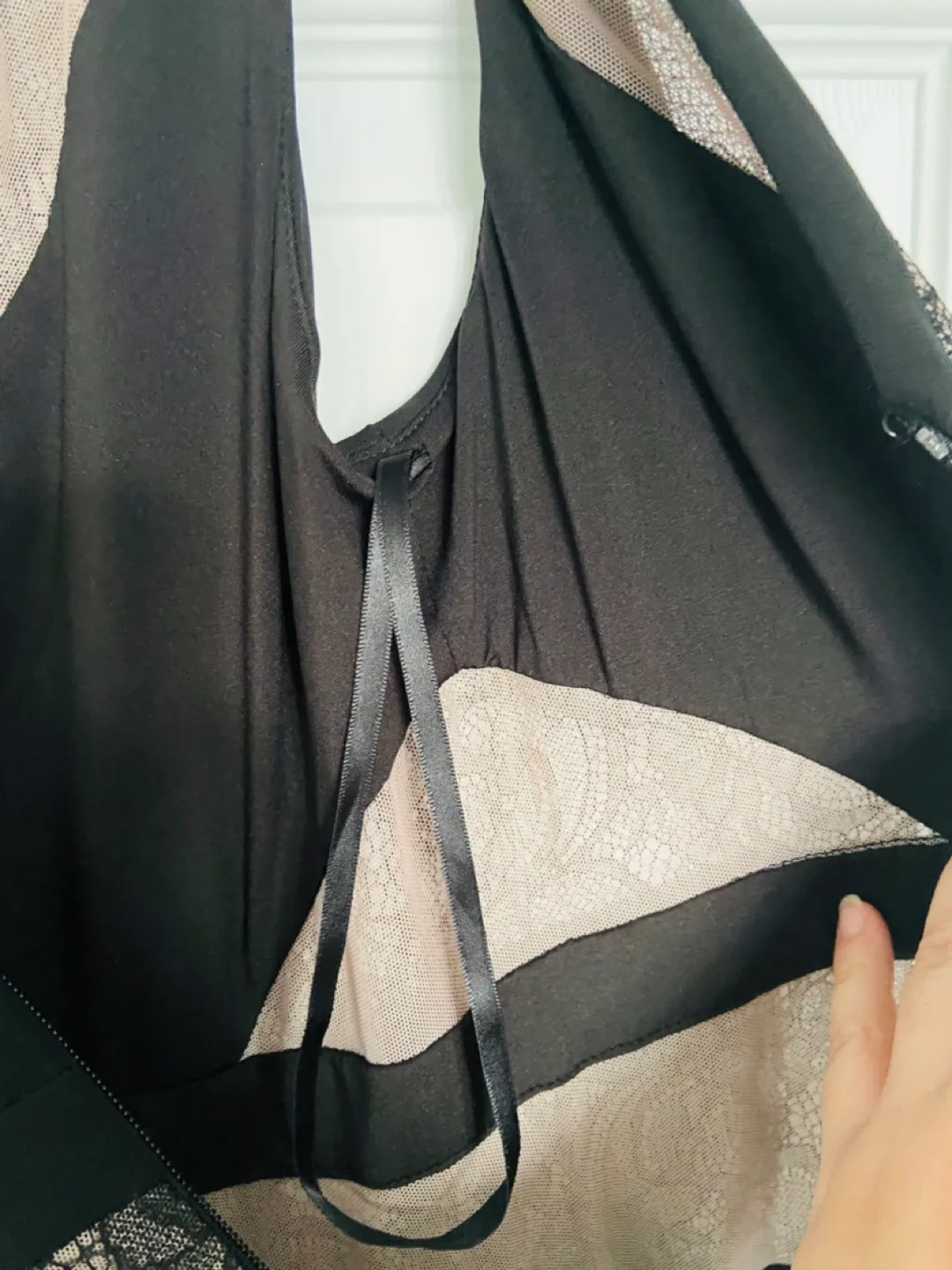 BCBG Black Lace Maxi Ball Gown image indicator(9)