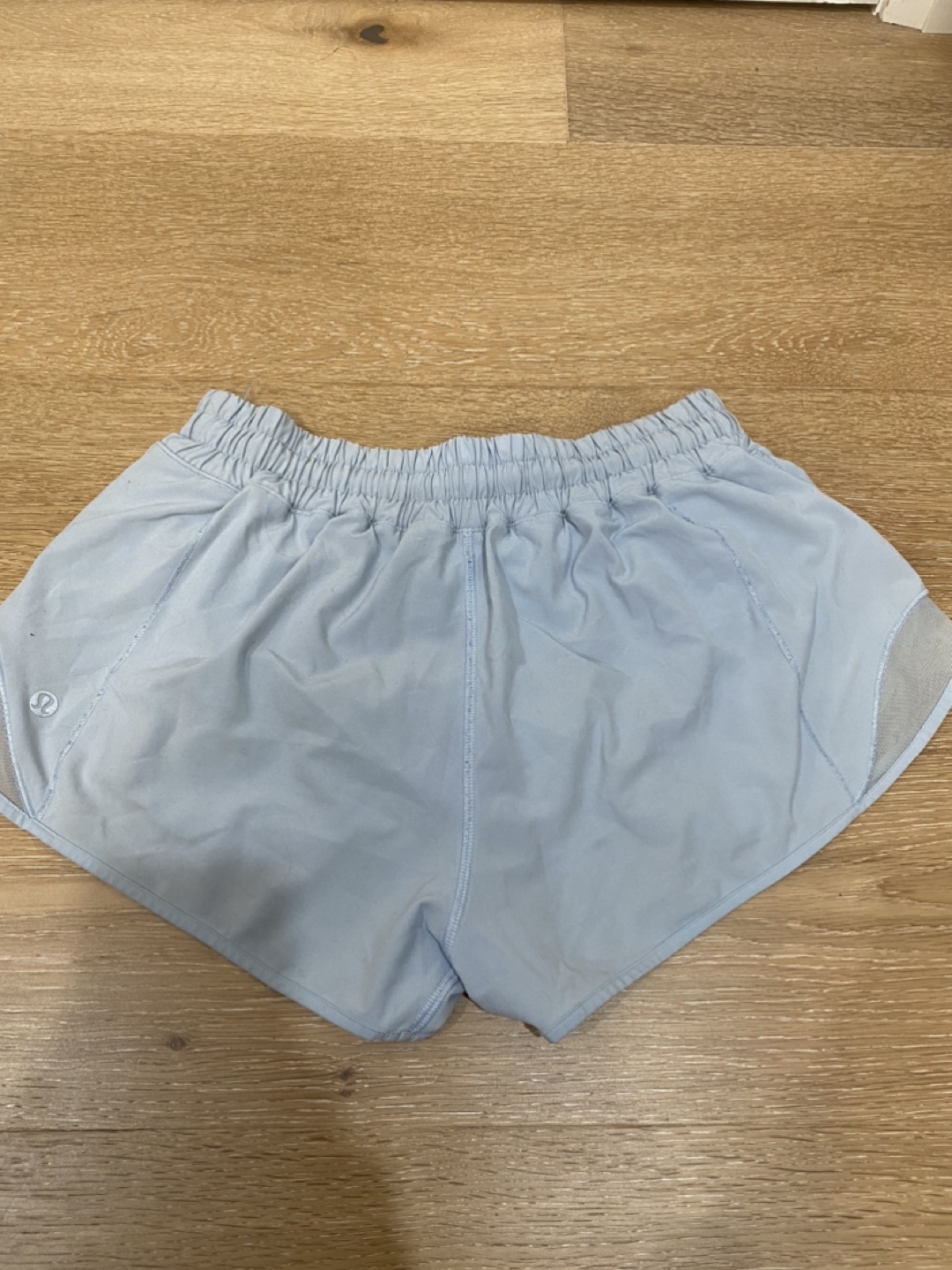 Lululemon Run Shorts Size 6 - photo 2