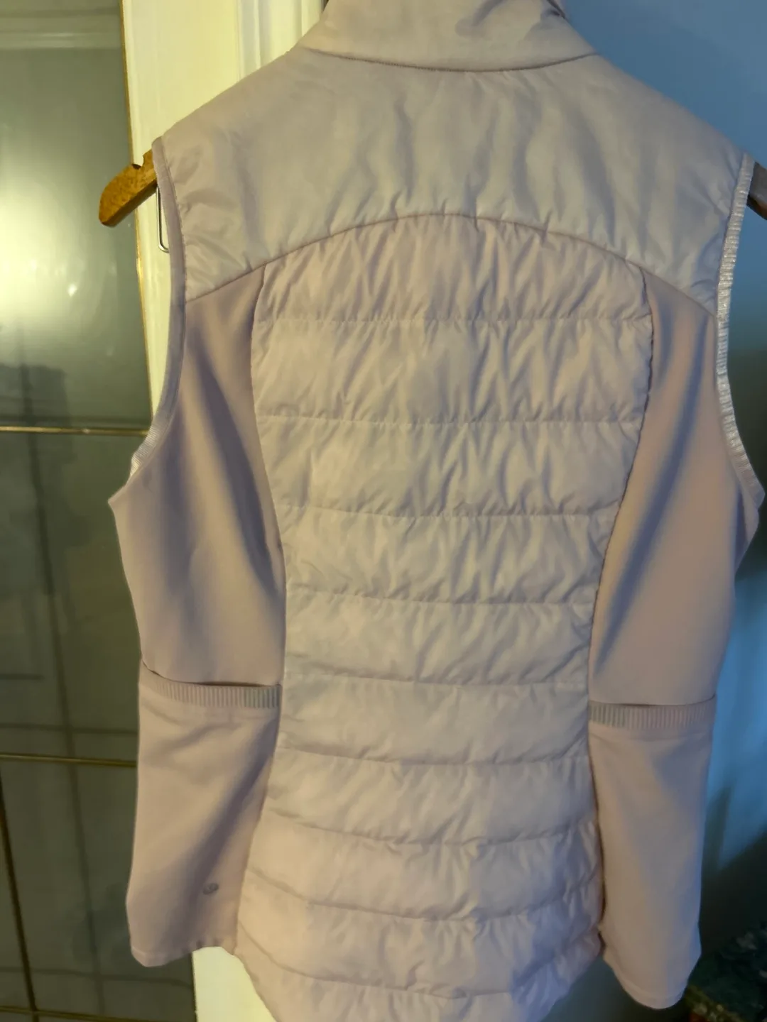 Lululemon Down Vest image indicator(2)