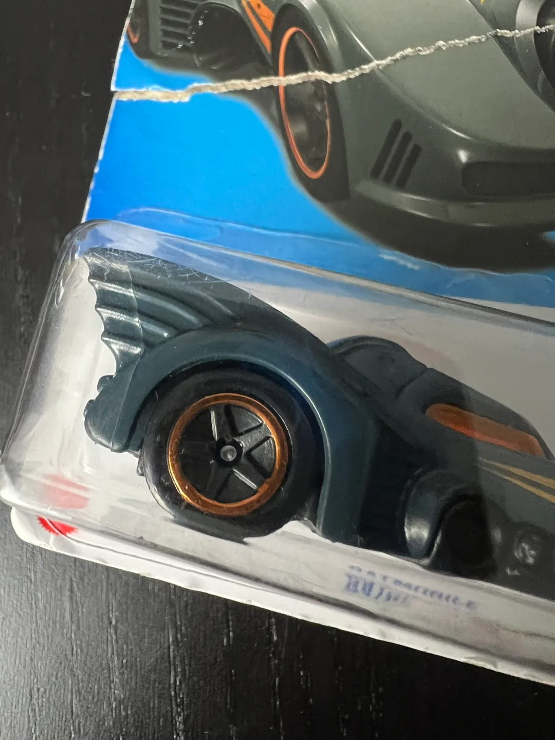 Hot Wheels Batman Batmobile 3/5 image indicator(4)