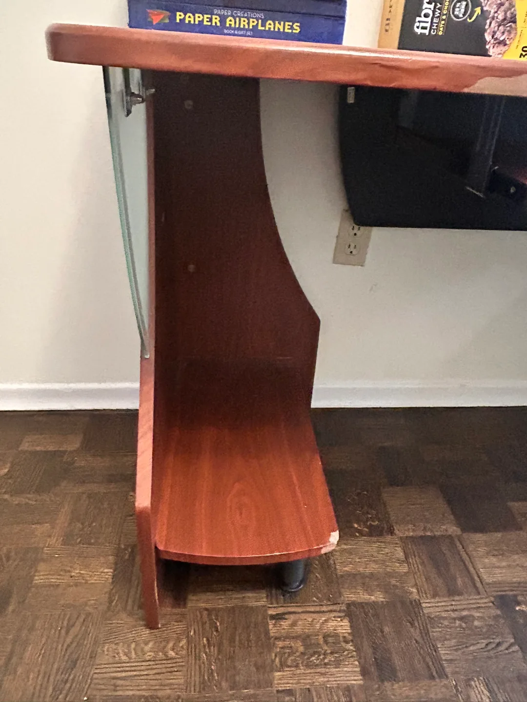 Moving sale before March 28 Computer Desk with Keyboard Tray image indicator(4)