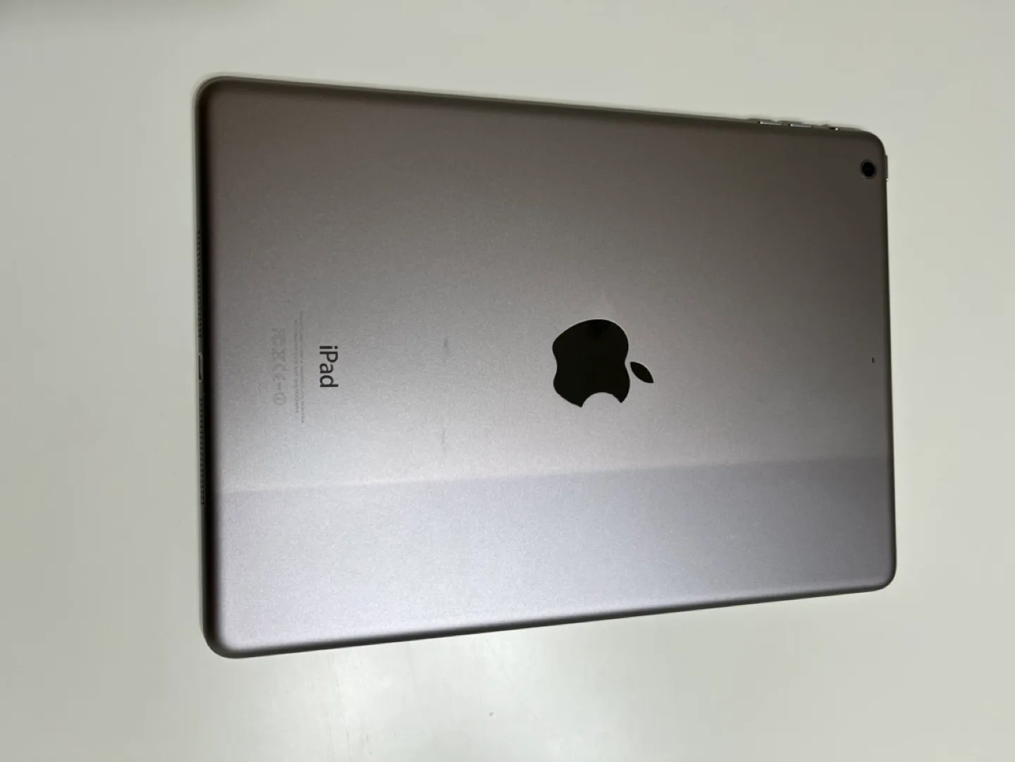 iPad 4th Gen 16GB Space Grey image indicator(4)