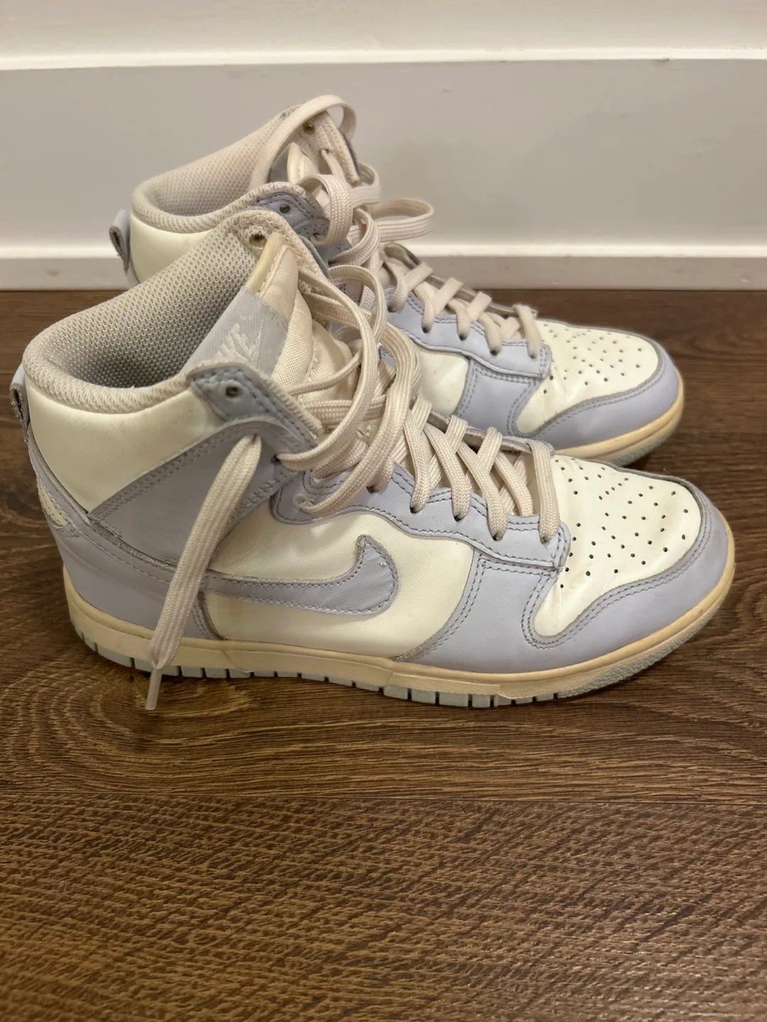 Nike Wmns Dunk High 'Football Grey' - Size 6 W image indicator(2)