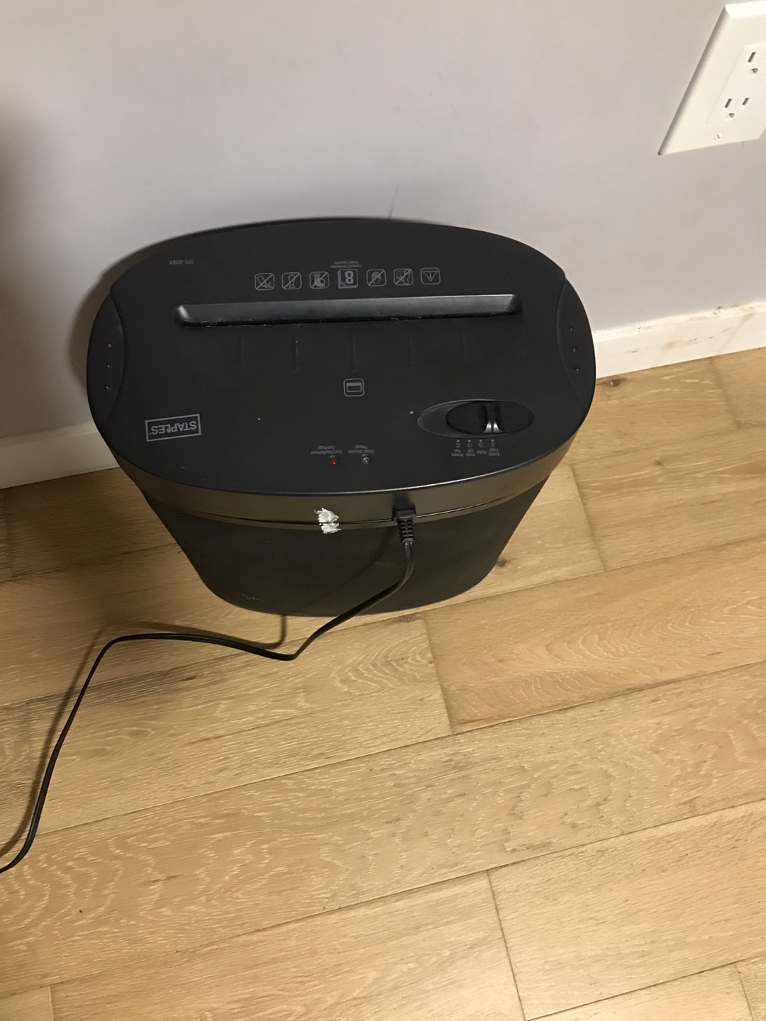 Staples Paper Shredder