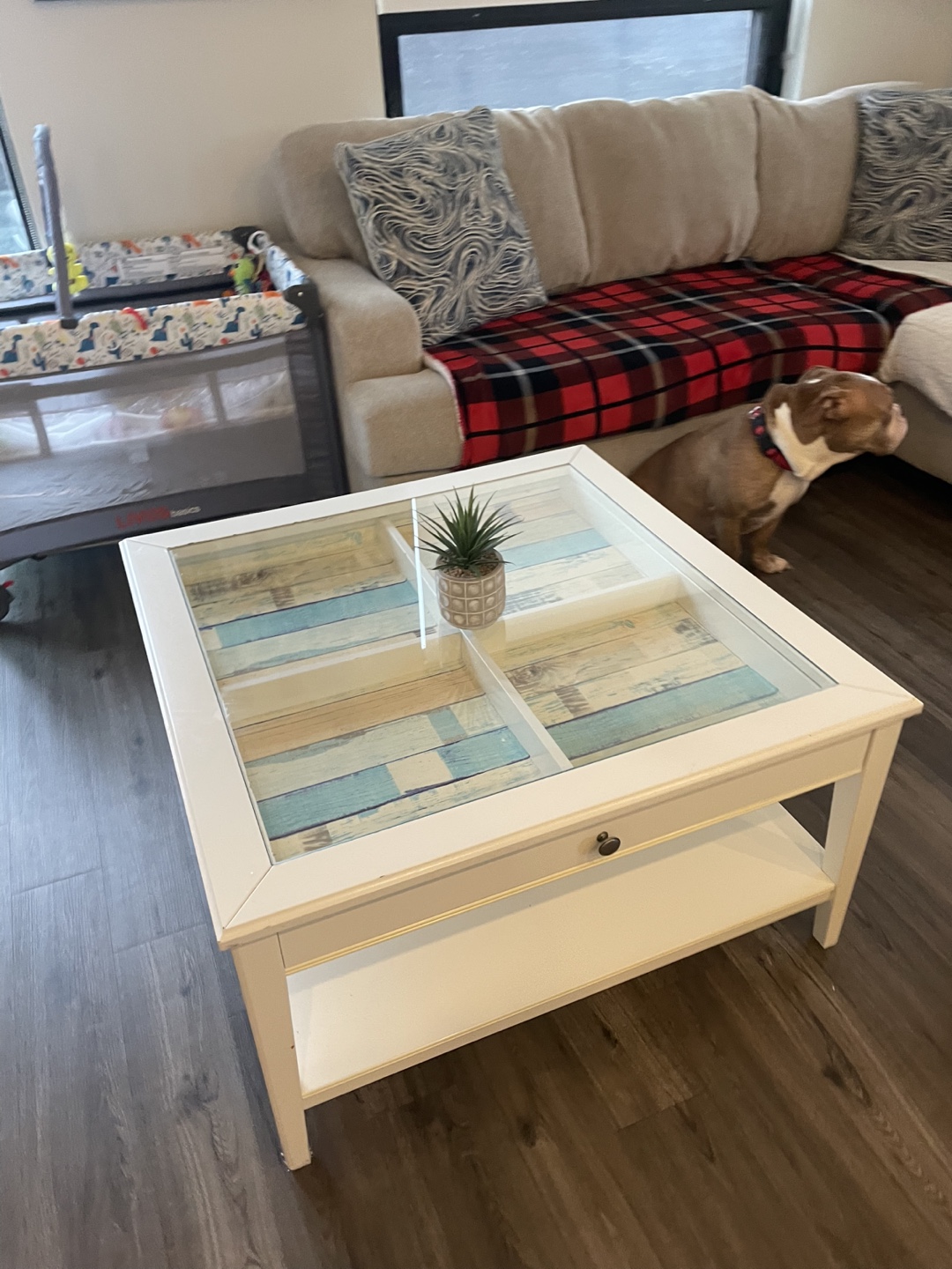 IKEA White Coffee Table with Glass Top and Storage - photo 2
