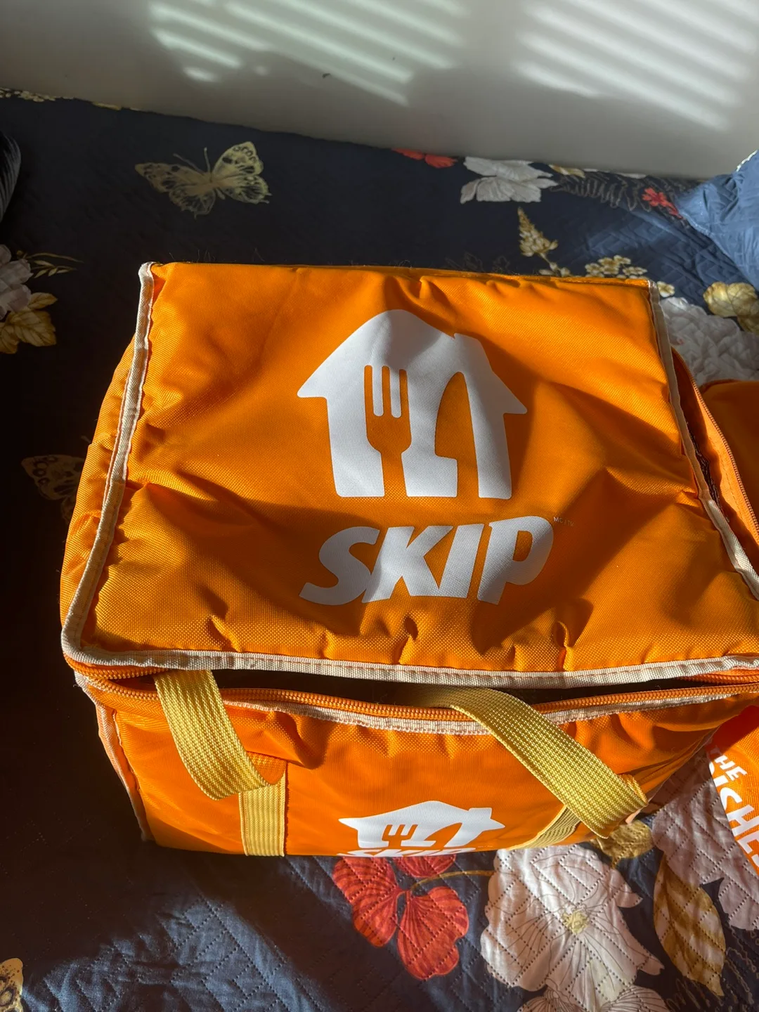 Skip The Dishes Delivery Bag image indicator(3)