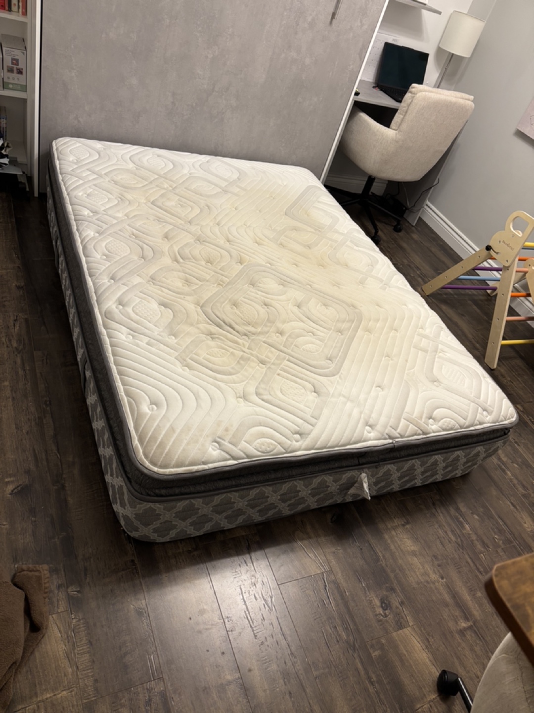 Free Queen Mattress #freecycle