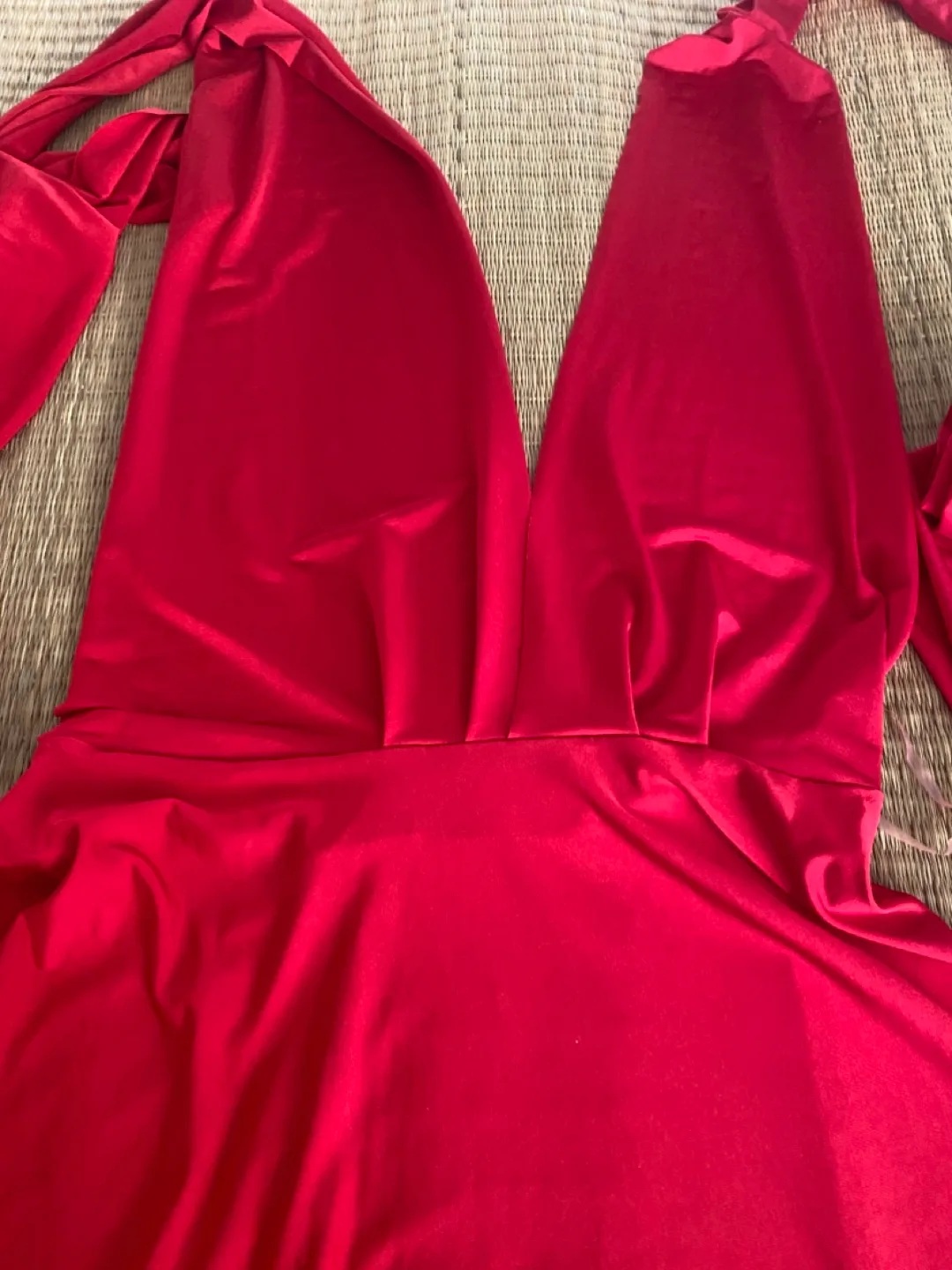 Red Halter Dress image indicator(2)