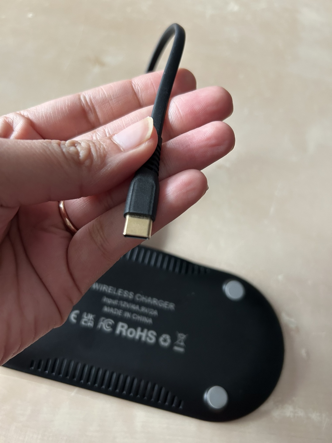 Dual Wireless Charger - iPhone - photo 3