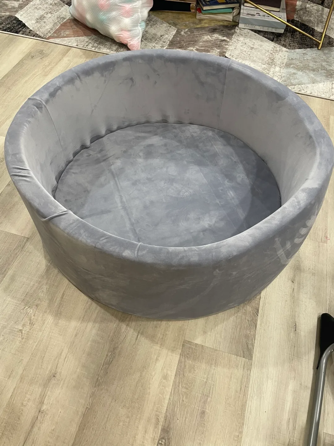 Ball Pit with Balls image indicator(2)